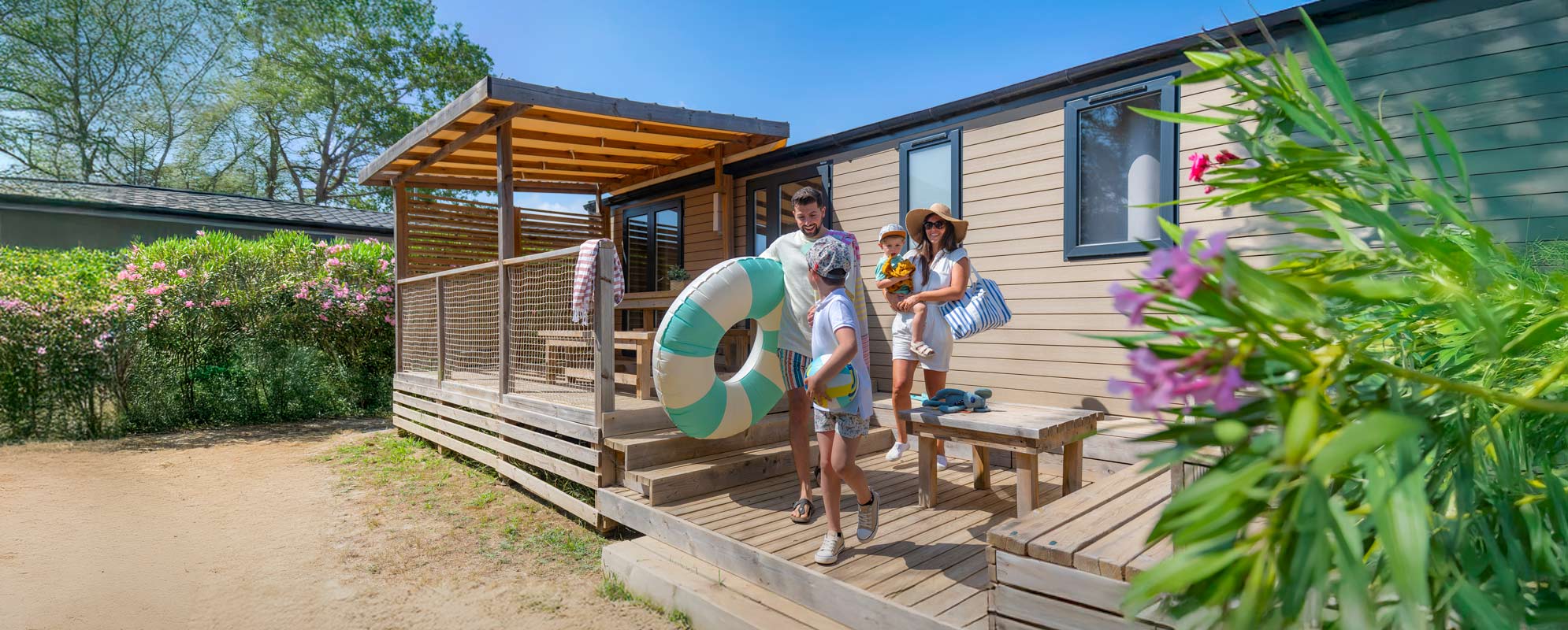 page-nos-hebergements-header-desktop-mp