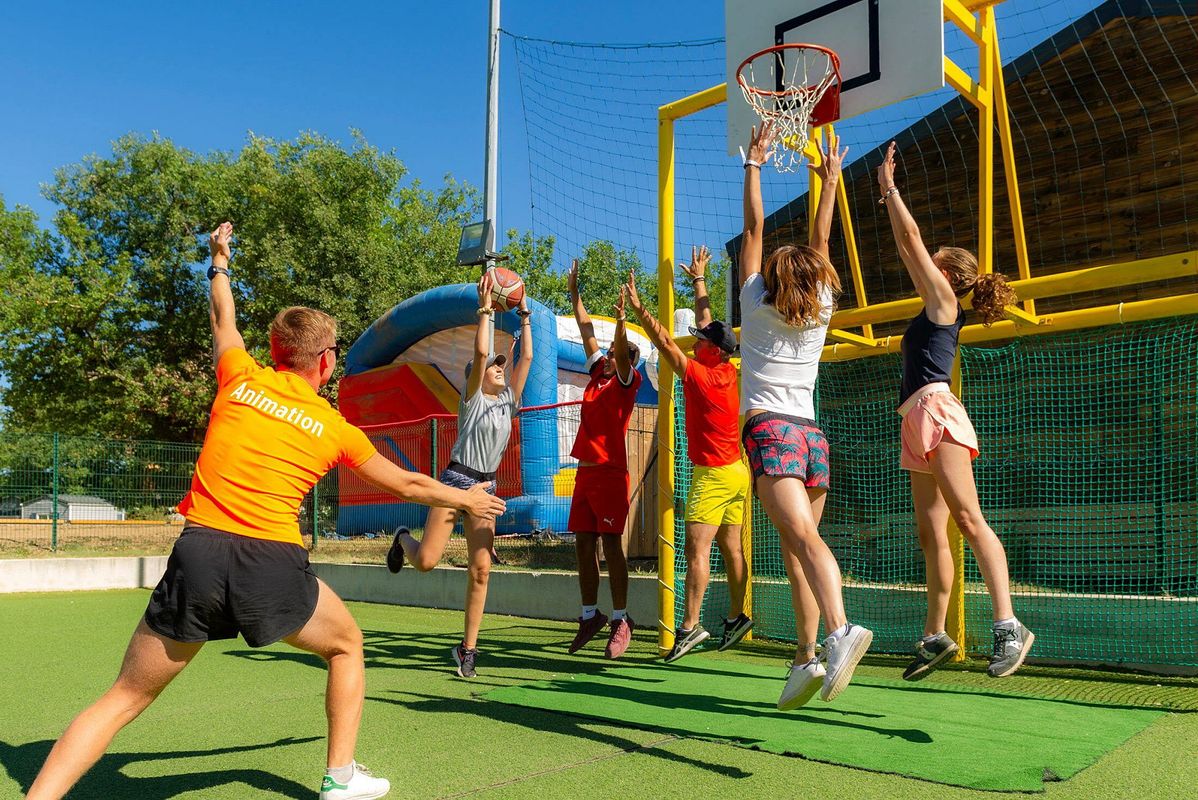 Campsite Le Domaine de Chaussy, France, Ardèche