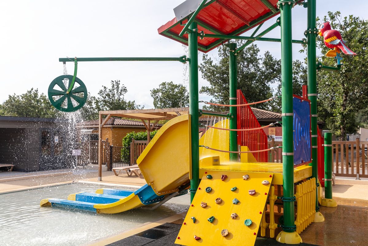 Campsite Le Domaine de Chaussy, France, Ardèche