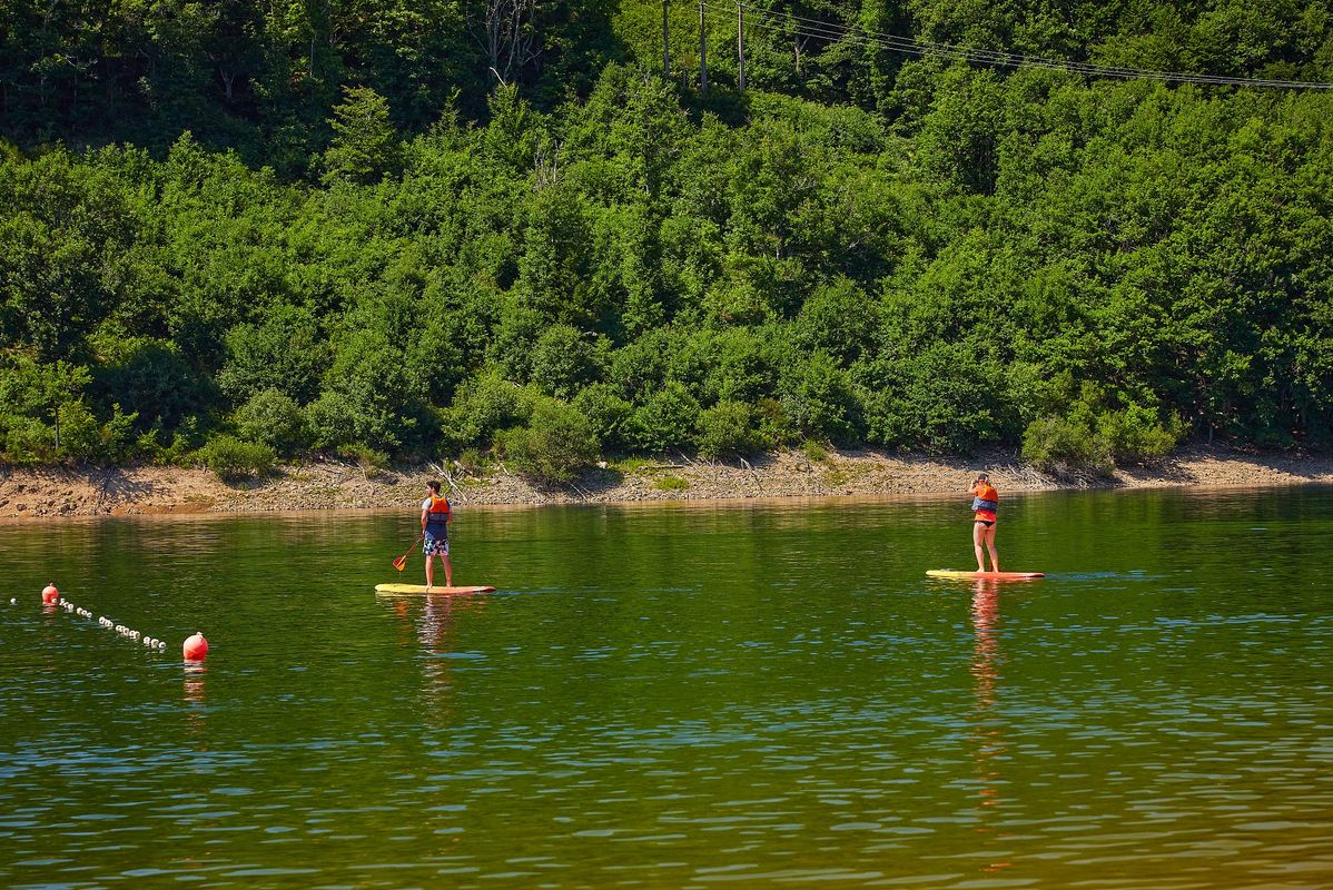Camping Domaine des Tours, France, Aveyron, Saint-Amans-des-Cots