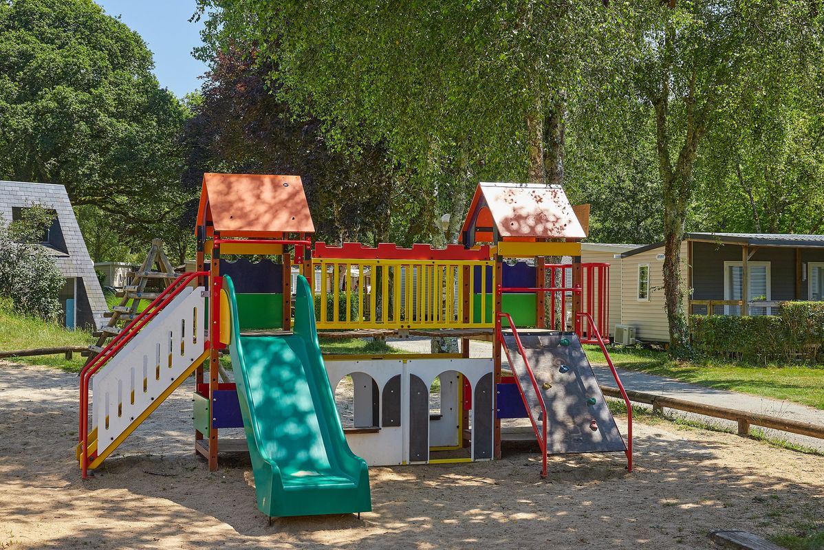 Camping Ty Nadan, France, Bretagne, Locunolé