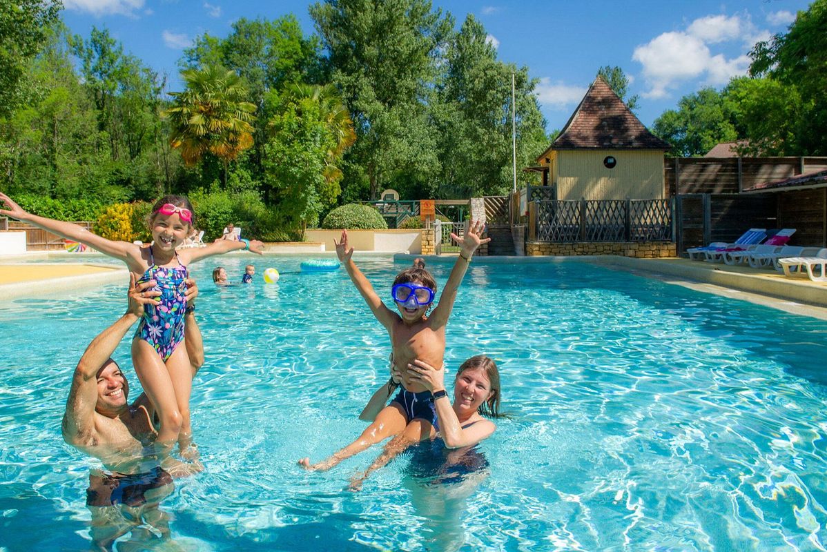 Camping Aqua Viva, France, Dordogne - Périgord, Carsac-Aillac