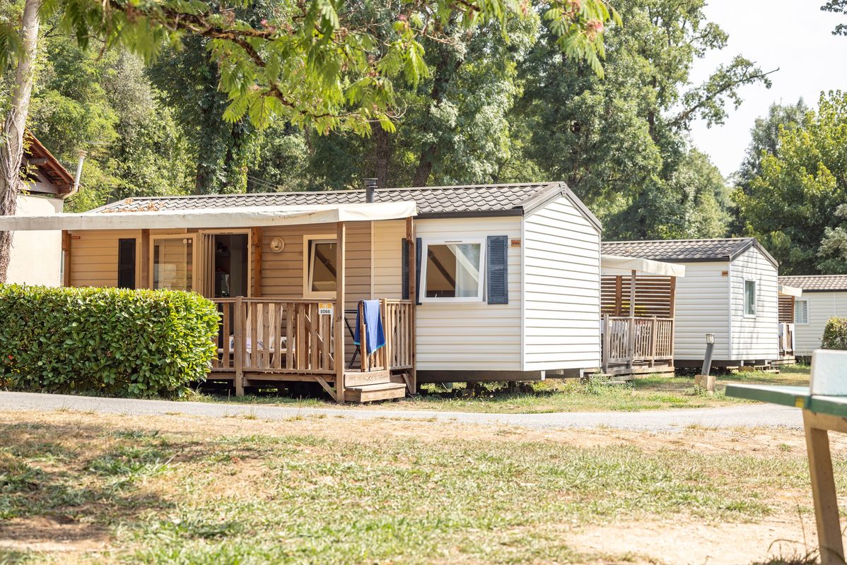 Camping Aqua Viva, France, Dordogne - Périgord, Carsac-Aillac