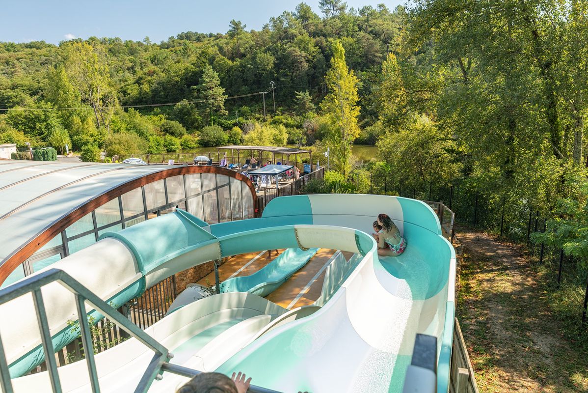 Camping Le Val d'Ussel, France, Dordogne - Périgord, Proissans - Sarlat