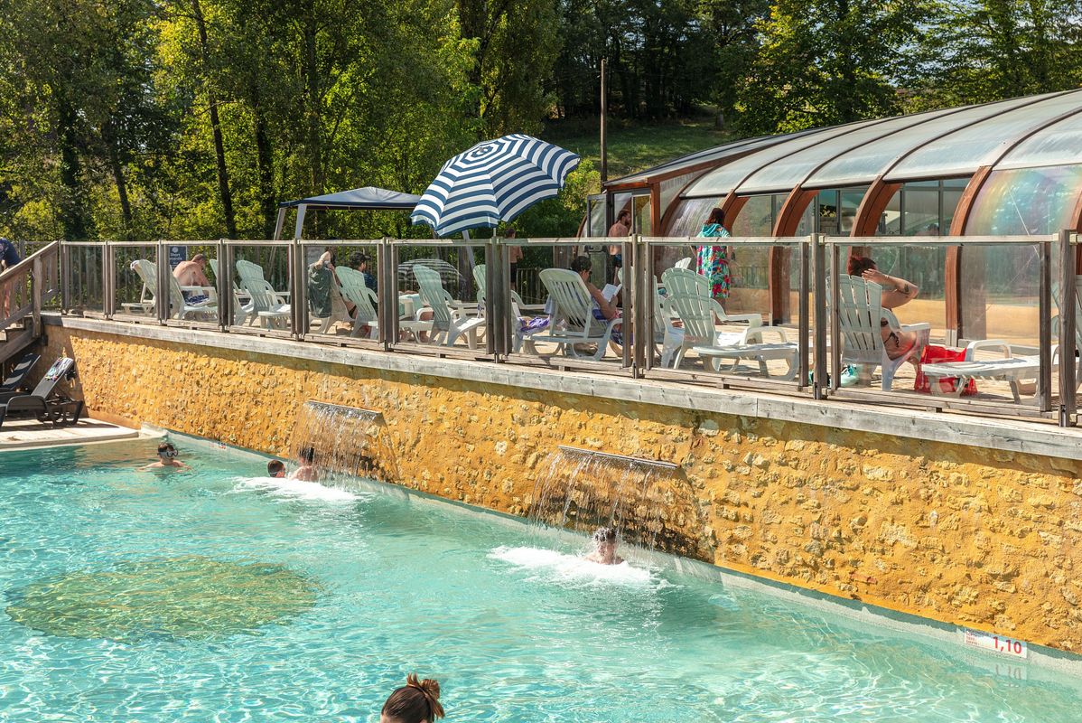 Camping Le Val d'Ussel, France, Dordogne - Périgord, Proissans - Sarlat