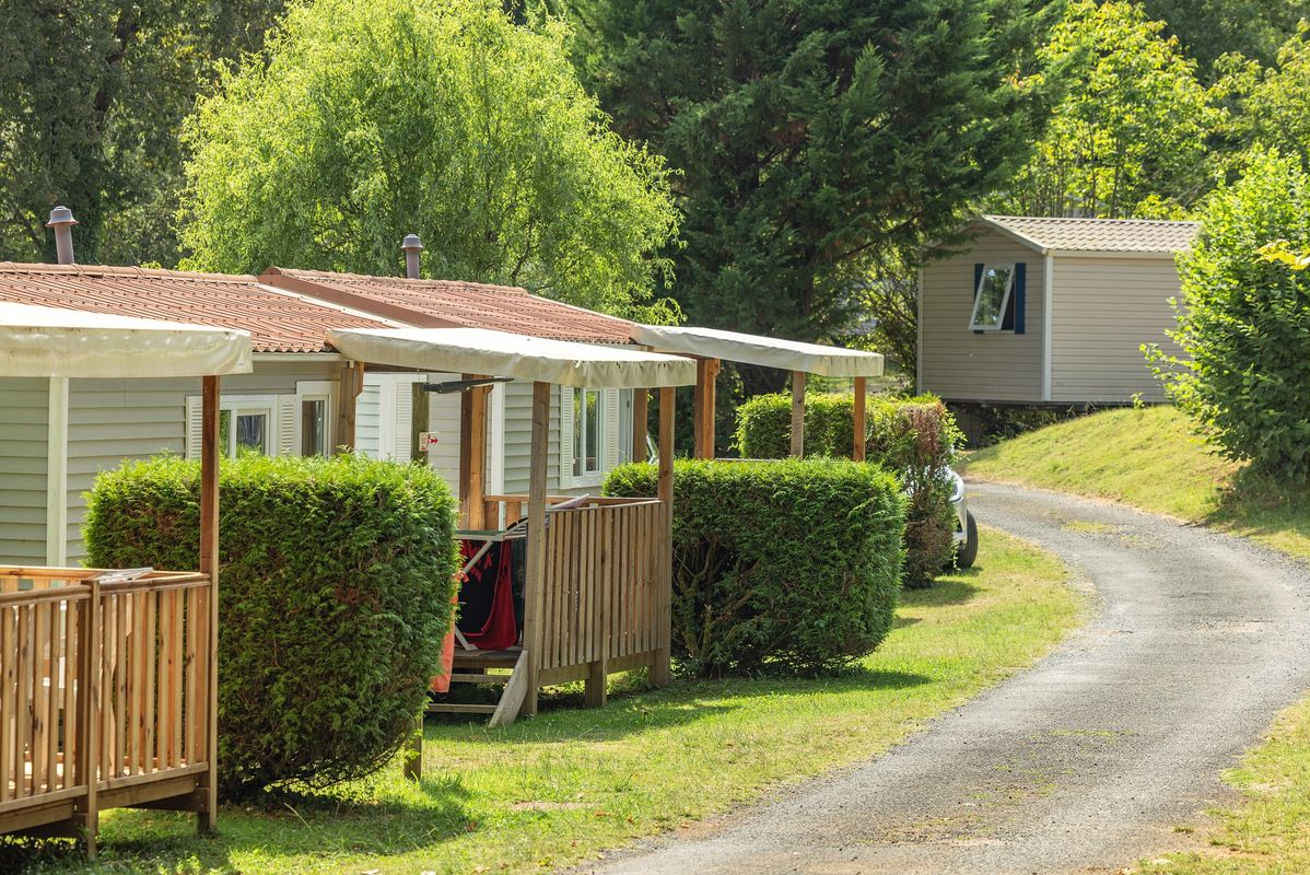 Camping Le Val d'Ussel, France, Dordogne - Périgord, Proissans - Sarlat