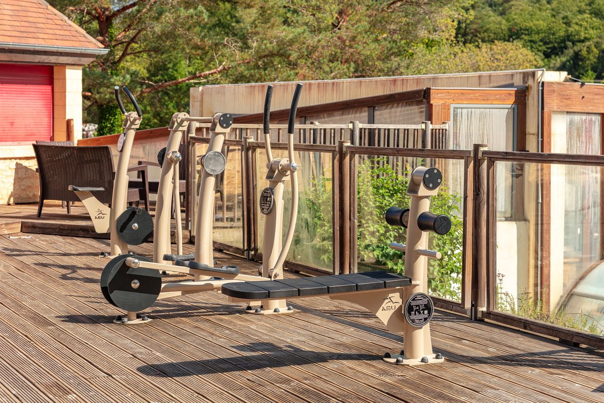 Camping Le Val d'Ussel, France, Dordogne - Périgord, Proissans - Sarlat