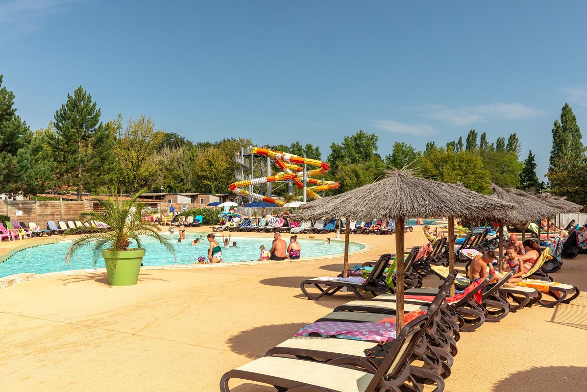 Campingplatz Château de Fonrives, Frankreich, Dordogne - Périgord