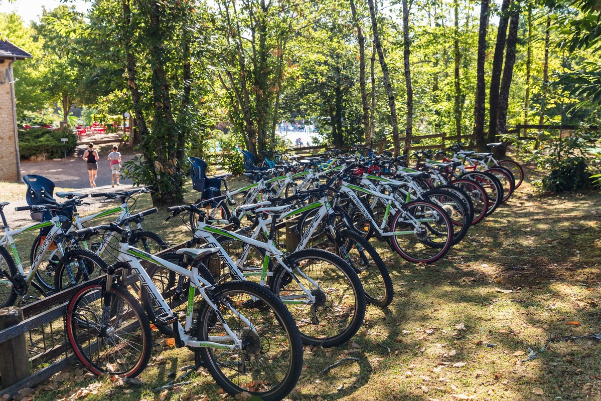 Camping Saint Avit Loisirs, France, Dordogne - Périgord, St Avit de Vialard