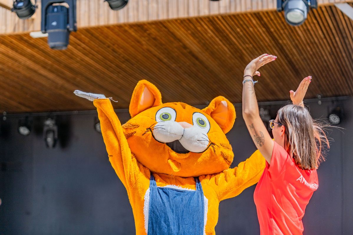 Camping Château de Galaure, France, Drôme, Châteauneuf-de-Galaure