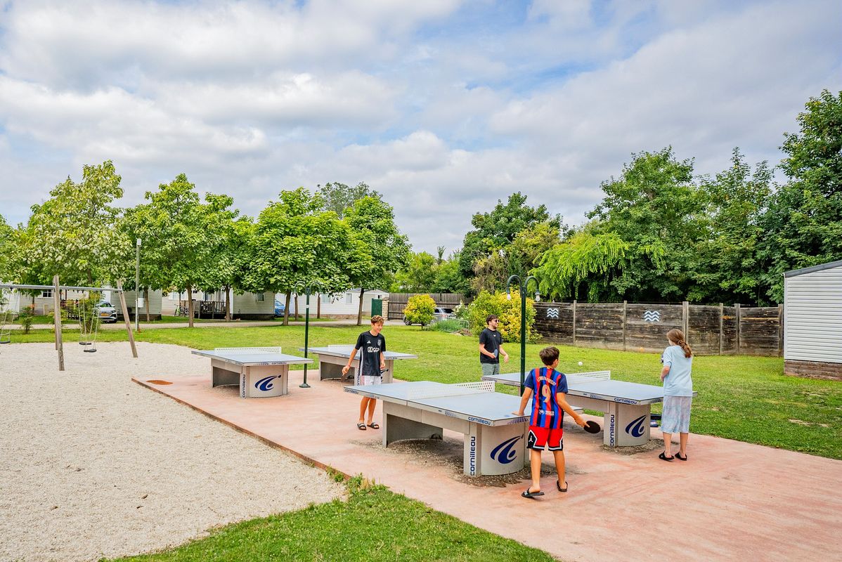 Camping Paris-Est, France, Ile-de-France, Paris-Champigny