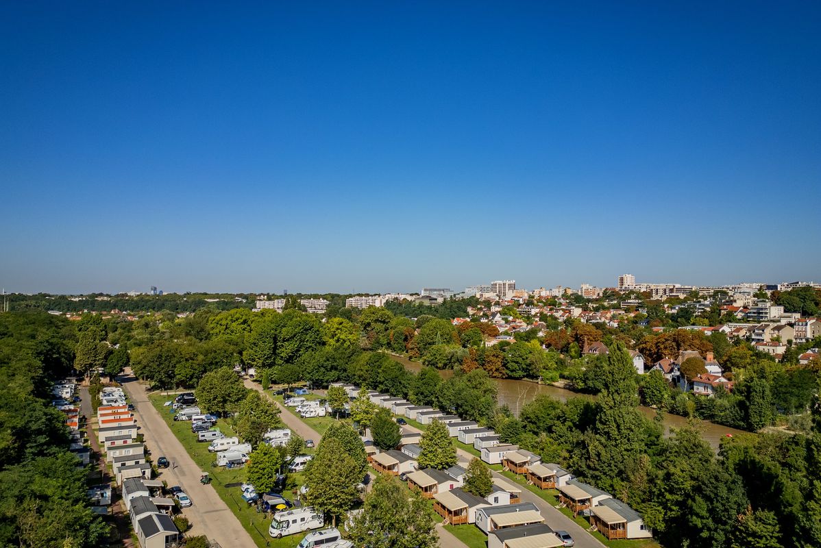 Camping Paris-Est, France, Ile-de-France, Paris-Champigny