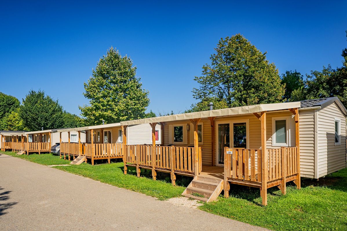 Camping Paris-Est, France, Ile-de-France, Paris-Champigny