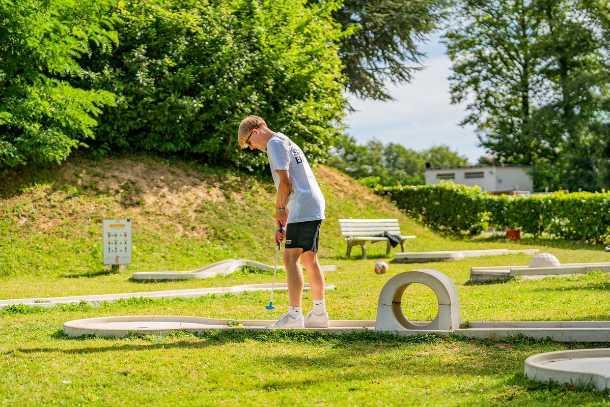 Camping Parc des Roches, France, Ile-de-France, Saint-Chéron
