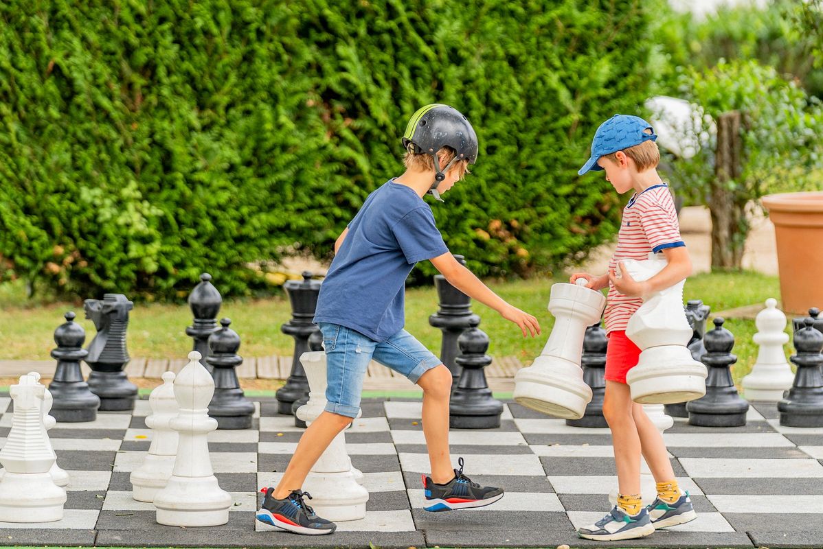 Camping Parc des Roches, France, Ile-de-France, Saint-Chéron