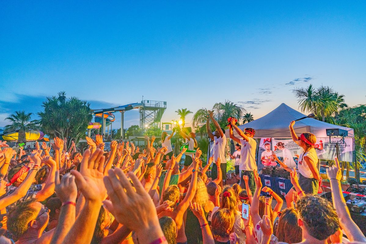 Le Homair Summer Festival débarque sur le camping : une ambiance électrique pour toute la famille ! - Camping Le Soleil de la Méditerranée, France, Languedoc Roussillon, Saint-Cyprien