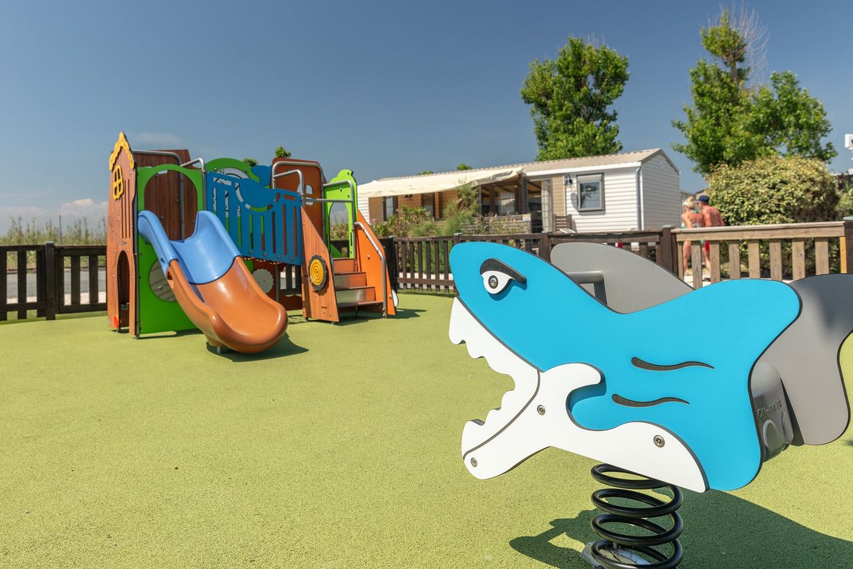 2024 : création d'une aire de jeux pour les enfants ! - Camping Le Castellas, France, Languedoc Roussillon, Sète