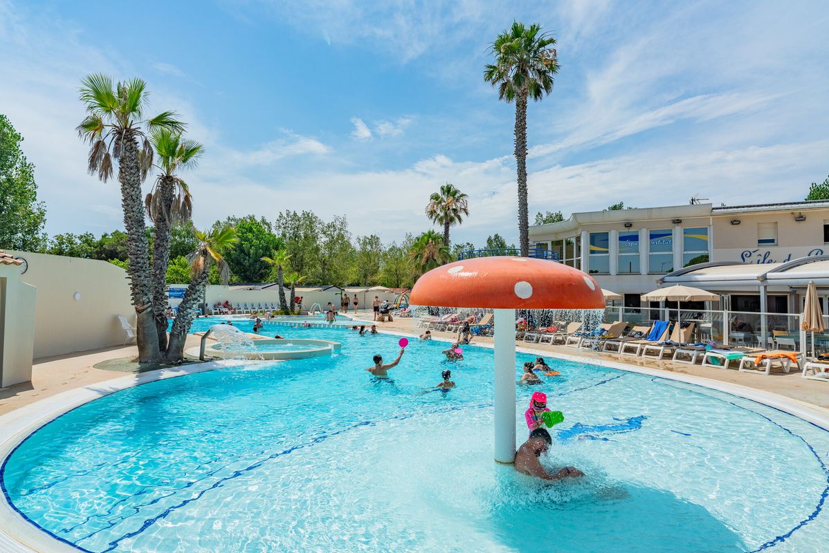 Campsite Club Le Napoléon, France, Languedoc Roussillon, Vias Plage