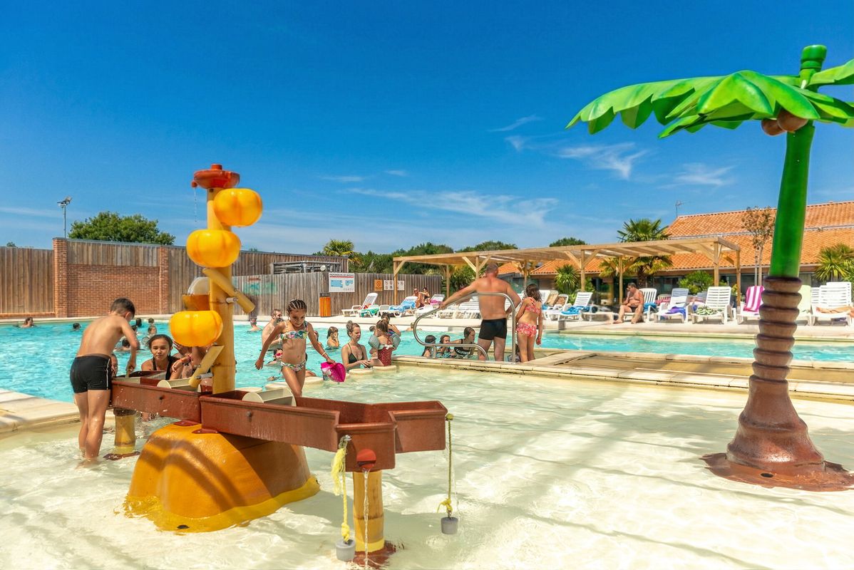 Camping Les Vignes, France, Les Landes, Lit-et-Mixe