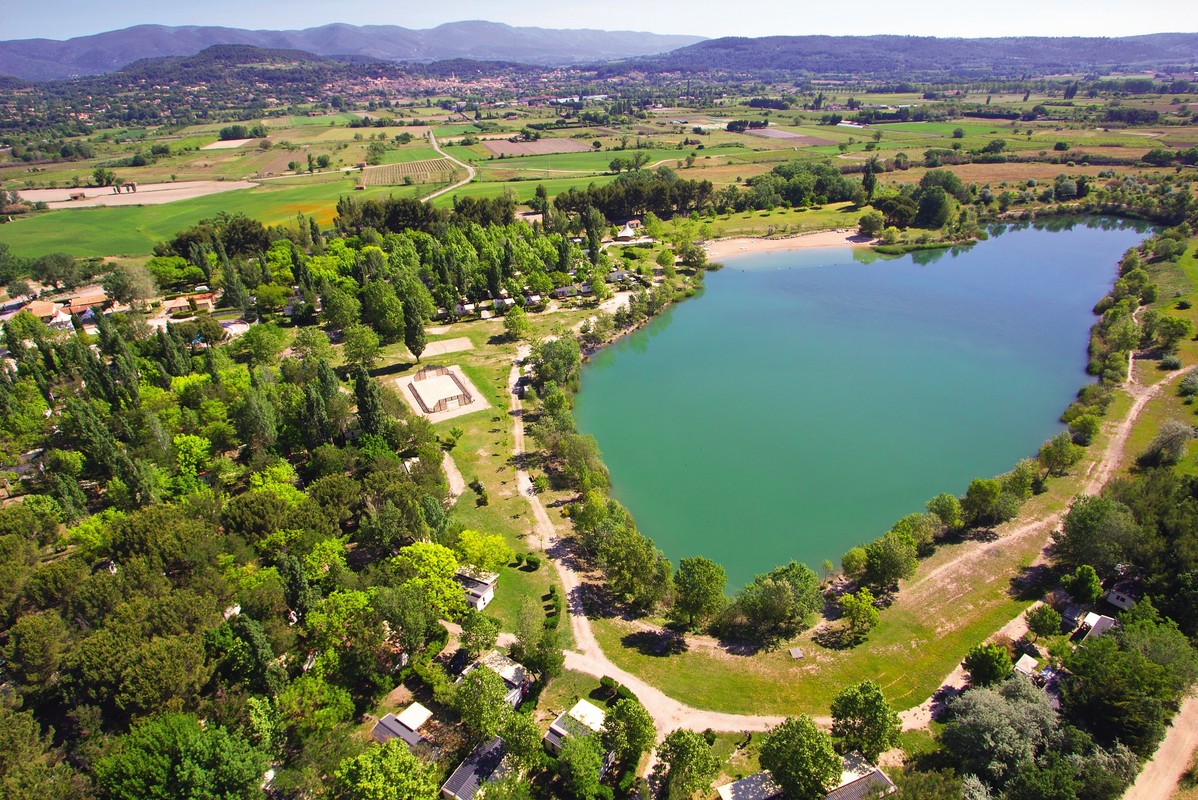 Camping Val De Durance Chemin Les Routes 84160 Cadenet Le Val de Durance - Camping 4 étoiles à Cadenet - Lourmarin (Provence