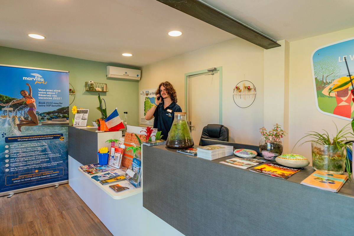 Campsite Le Val de Durance, France, Provence French Riviera, Cadenet