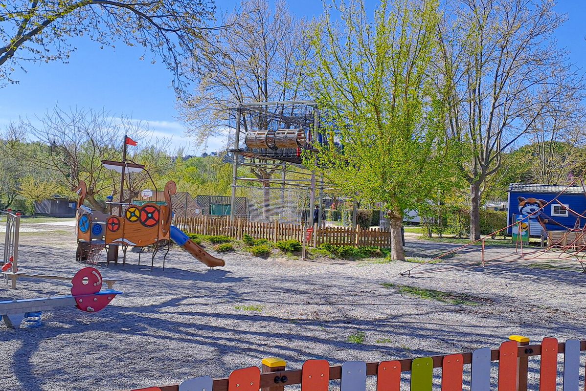 2026 : Nouvelle aire de jeu ! - Camping Le Val de Durance, France, Provence Côte d'Azur, Cadenet - Lourmarin