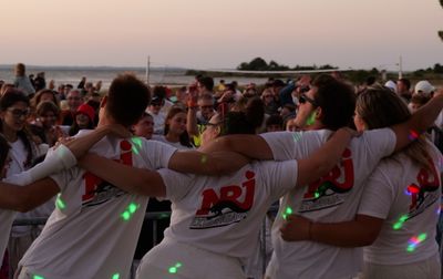 Le Homair Summer Festival débarque sur le camping : une ambiance électrique pour toute la famille ! - Camping Port de Plaisance, France, Bretagne, Benodet
